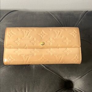 Louis Vuitton Beige Patent Monogram Wallet